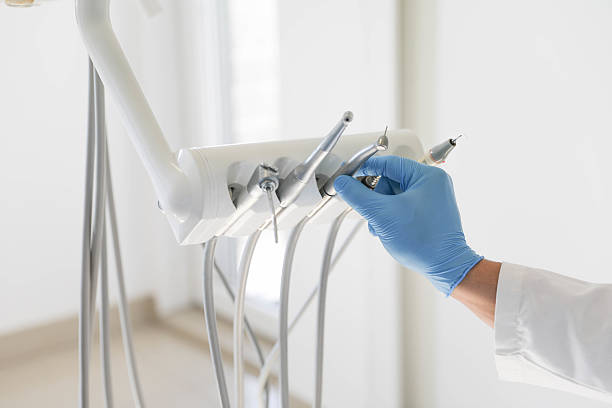 24/7 Emergency Tooth Extraction experts in Huntington Beach, CA